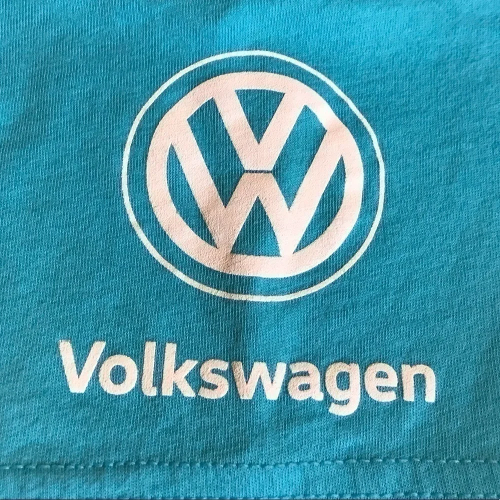 VOLKSWAGEN 2019 JETTA T-SHIRT ✨✨✨ - Picture 4 of 7